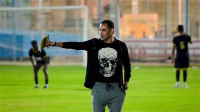 أحمد عيد عبدالملك ينفي شطب عضويته من الزمالك