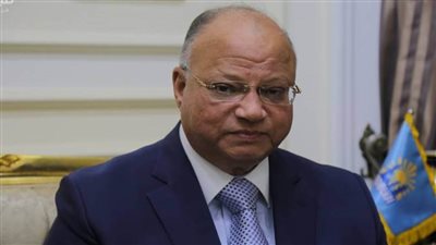 عاجل.. محافظ القاهرة: لجنة هندسية لمعاينة عقار الزمالك المائل