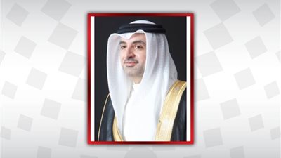 سفير البحرين بمصر ..تعليق العمل بسفارة البحرين نتيجة الهبوط الأرضي لفترة وجيزة 