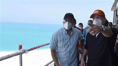 رئيس الوزراء يشهد تشغيل الطريق الساحلي الجديد بطول 50 كيلومتراً
