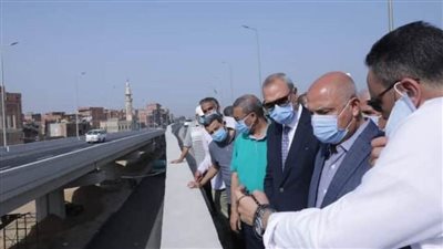 وزير النقل: فتح كوبريي دكرنس وأسنيت أمام حركة المرور تسهيلًا على المواطنين