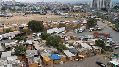 أزمة كورونا تولد أحياء عشوائية جديدة في البرازيل