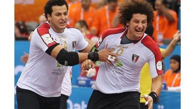 منتخب اليد يدخل معسكرا مغلقا بالغردقة.. استعداداً لبطولة العالم 2021