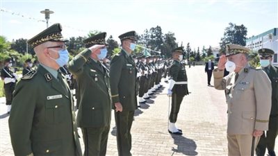رئيس الأركان الجزائري يشهد مراسم تنصيب قائد جديد لقوات الدرك الوطني