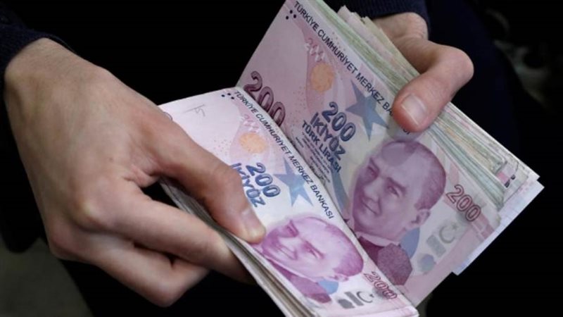 انهيار الليرة