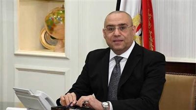 عاجل.. وزير الإسكان: الأحد بدء تسليم وحدات 