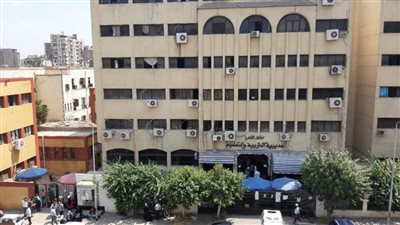 أتوبيسات لنقل كبار السن بتعليم القاهرة