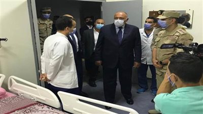 وزير الخارجية يزور المستشفى الميدانى المصري ببيروت 