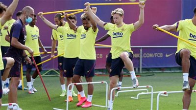 برشلونة يعلن إصابة أحد لاعبيه بكورونا  