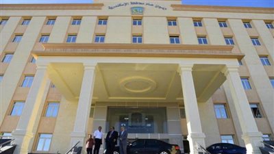 سكرتير عام مساعد الإسكندرية يتفقد اللجان الانتخابية