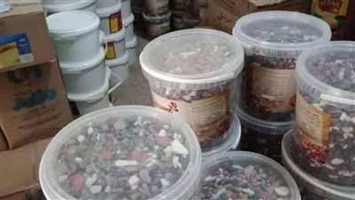 ضبط 151 طن عبوات مواد غذائية منتهية الصلاحية بالبحيرة