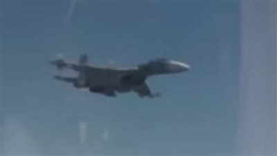 ريا نوفوستي: هروب طائرة عسكرية أمريكية من مقاتلة روسية