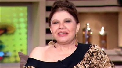 الوسط الفني يفقد 