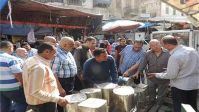 الأجهزة التنفيذية بالمحافظات تشن حملات لضبط وردع المخالفين للقانون