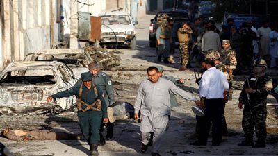 إصابة شخصين إثر انفجار قنبلة مزروعة على جانب الطريق بالعاصمة الأفغانية