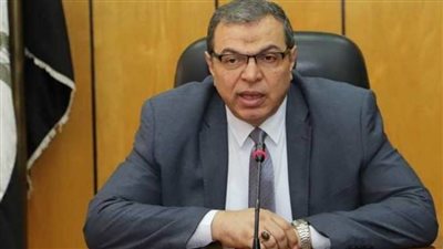 القوى العاملة: لا قيود على سفر المقيمين بالإمارات إلى الخارج وعودتهم