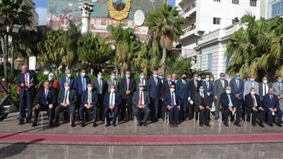 رئيس جامعة بنى سويف يشارك اجتماع  الأعلى للجامعات