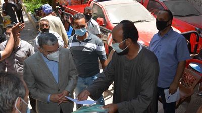 عقب مد فترة السداد..محافظ المنيا يتفقد المراكز التكنولوجية ويوجه بتقديم التسهيلات للمواطنين