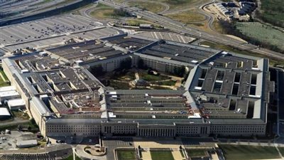  الإدارة الأمريكية تعفي البنتاجون مؤقتاً من الحظر الحكومي لـ 