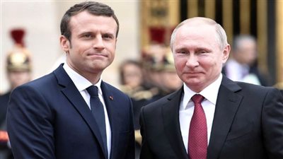 بوتين وماكرون يبحثان هاتفيًا الأزمة الليبية والأوضاع في بيلاروسيا