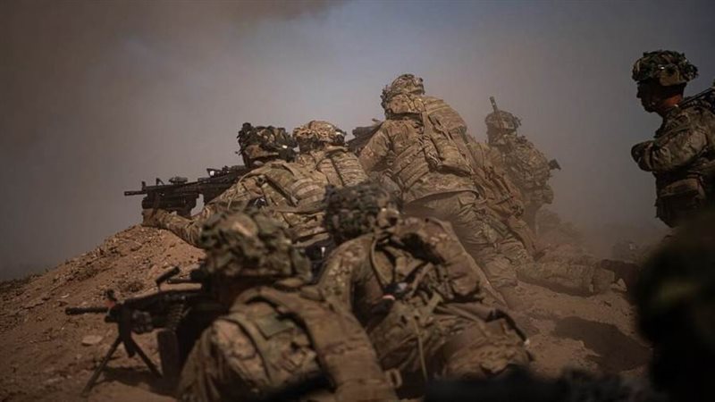 أمريكيون في ساحة