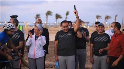 رئيس الوزراء يعطي إشارة البدء لانطلاق الفعالية الرياضية الأولى بمدينة العلمين الجديدة