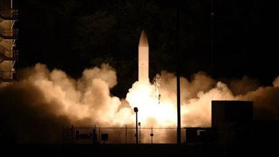  يبدع في تصنيع أسلحة تدمر العالم .. وغير قادر على تدمير 