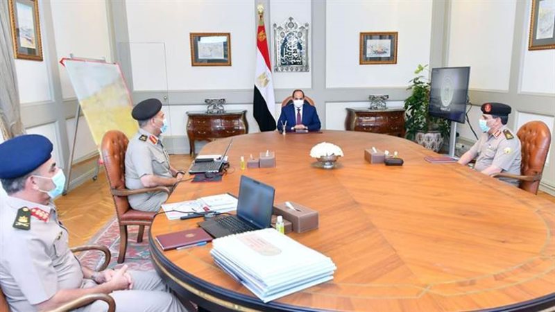 الرئيس السيسي مع