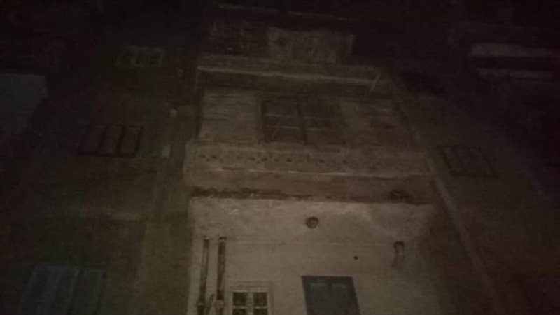 سقوط شرفة العقار