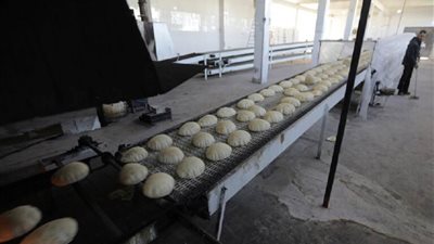 بسبب خلاف على 