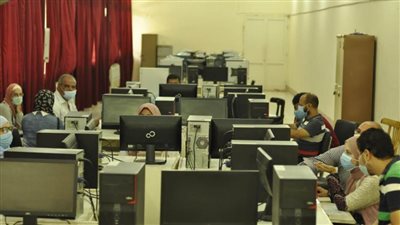 جامعة المنيا تواصل استقبال طلاب المرحلة الأولى بمعاملها لتسجيل رغباتهم