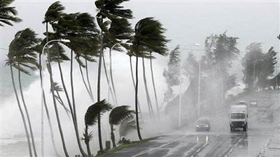 عاصفة استوائية تضرب كوبا بسرعة رياح 120 كم في الساعة