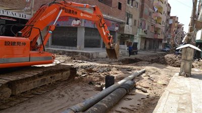 مواصلة تنفيذ خطة الإحلال والتجديد لشبكات ومحطات مياه القناة