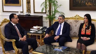 رئيس الوزراء يلتقى أمين عام منظمة السياحة العالمية