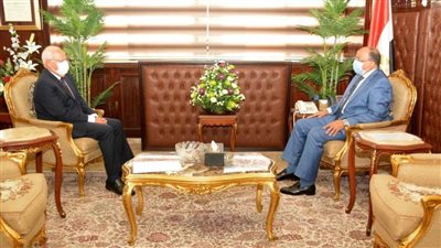 شعراوى يلتقي مع محافظ بورسعيد لمتابعة المشروعات الجارية بالمحافظة