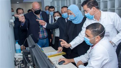 محافظ الإسكندرية ووزيرة التضامن الاجتماعى 