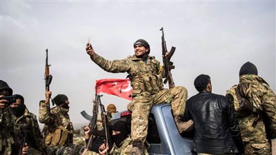 خوفا من  تمردهم.. قطر وتركيا ترفعان رواتب مرتزقة ليبيا 30 %