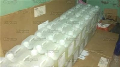 التحفظ على 25 طن مواد كيماوية مجهولة المصدر بالإسكندرية 