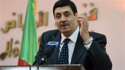 حزب التجمع الوطني الديمقراطي الجزائري يدعم الدستور التوافقي