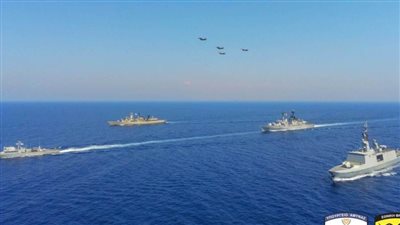 طائرات إماراتية فوق رأس أردوغان 