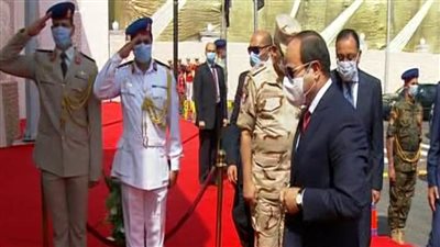 السيسي يفتتح مشروع تطوير محور المحمودية ومسجد الشهيد عبد المنعم رياض بالإسكندرية