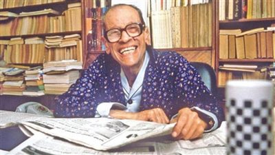 نجيب محفوظ.. أديب السينمائيين وسينمائي الأدباء