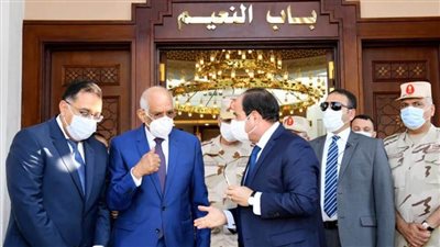 الرئيس السيسي يفتتح مشروعات قومية بالإسكندرية 