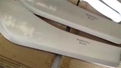 إحباط تهريب كميات كبيرة من السكاكين المعدنية داخل البلاد