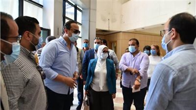 وزيرة الصحة تتفقد المبنى الإقليمي لهيئة الرعاية الصحية للتأمين الصحي الشامل بالأقصر