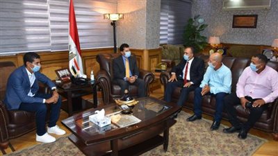 تعرف على هدية وزارة الرياضة لبائع الفريسكا 