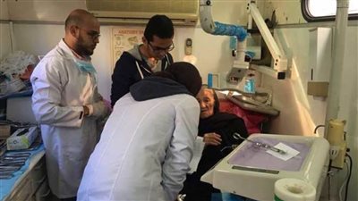الكشف على 880 شخصا في قافلة طبية علاجية بمركز جمصة