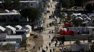 اليونان تفرض حجرًا صحيًا على أكبر مخيم للاجئين بعد تسجيل أول إصابة بكورونا