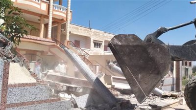 تنفيذ 55 قرار إزالة على المجاري المائية بالبحيرة