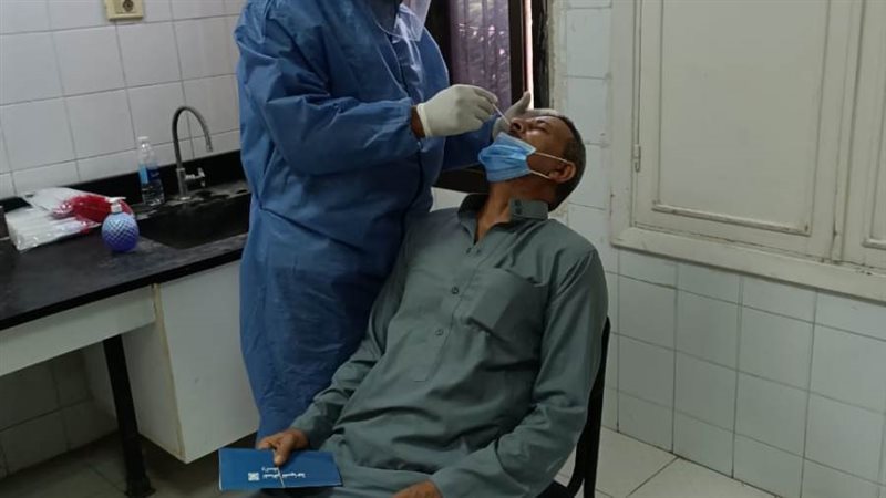 أثناء سحب المسحات